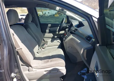 2015 Honda Odyssey Lx z USA, uszkodzony, nr VIN 5FNRL5H2XFB083738